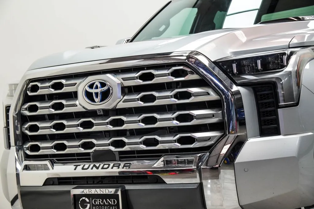2024 Toyota Tundra Hybrid 1794 Edition, photo 2