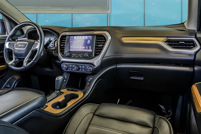 2017 GMC Acadia Denali, photo 12