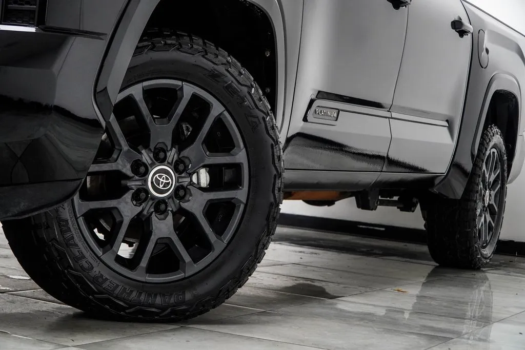 2024 Toyota Tundra Platinum, photo 2