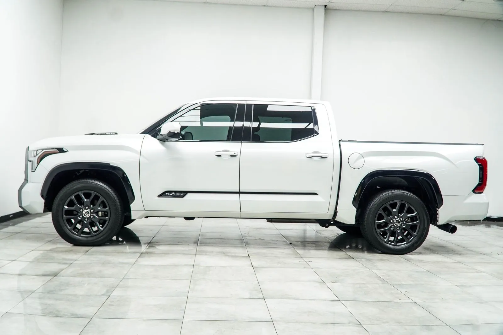 2022 Toyota Tundra Hybrid Platinum, photo 8