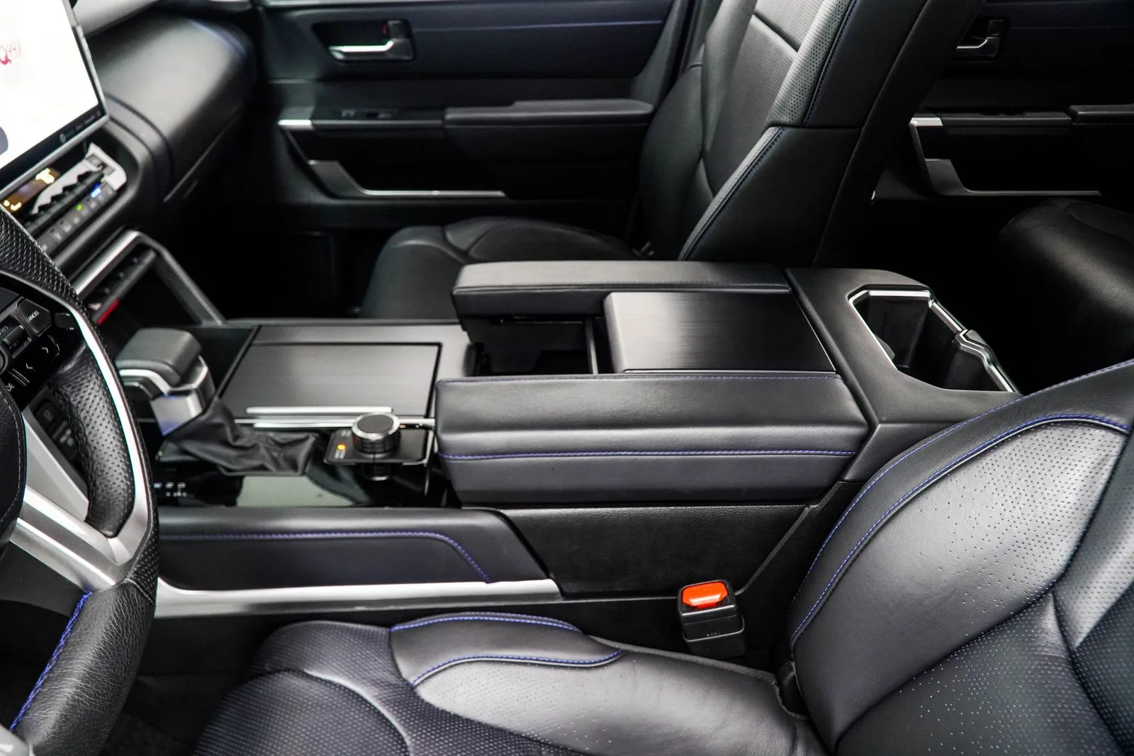 2022 Toyota Tundra Hybrid Platinum, photo 18