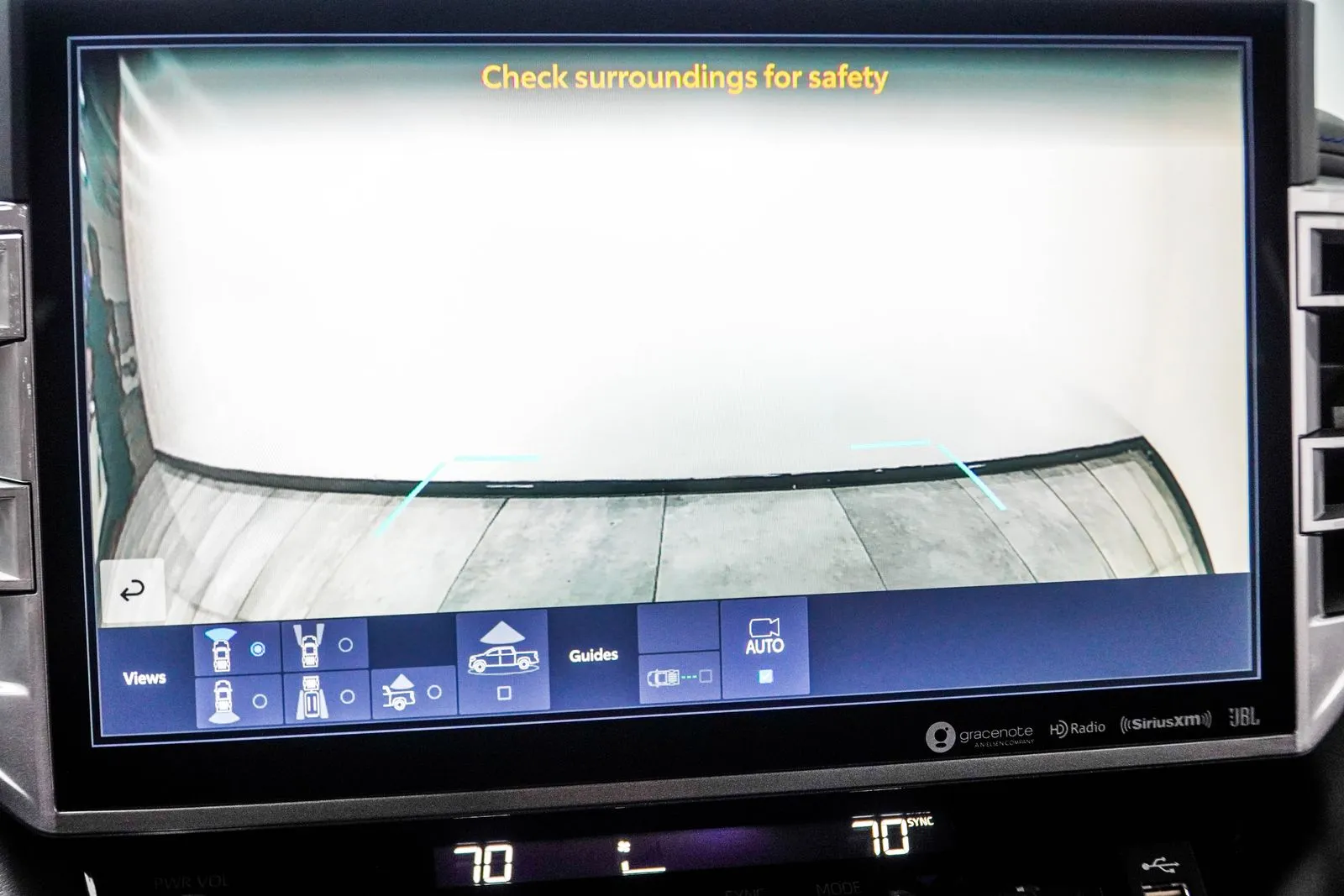 2022 Toyota Tundra Hybrid Platinum, photo 25