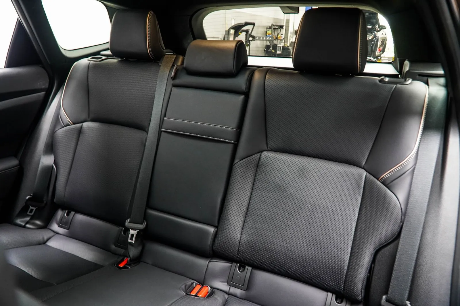 2025 Toyota Crown Signia Limited, photo 36