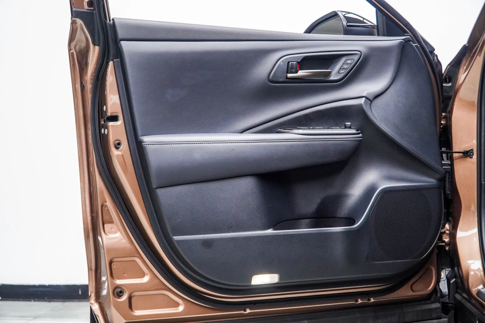 2025 Toyota Crown Signia Limited, photo 31