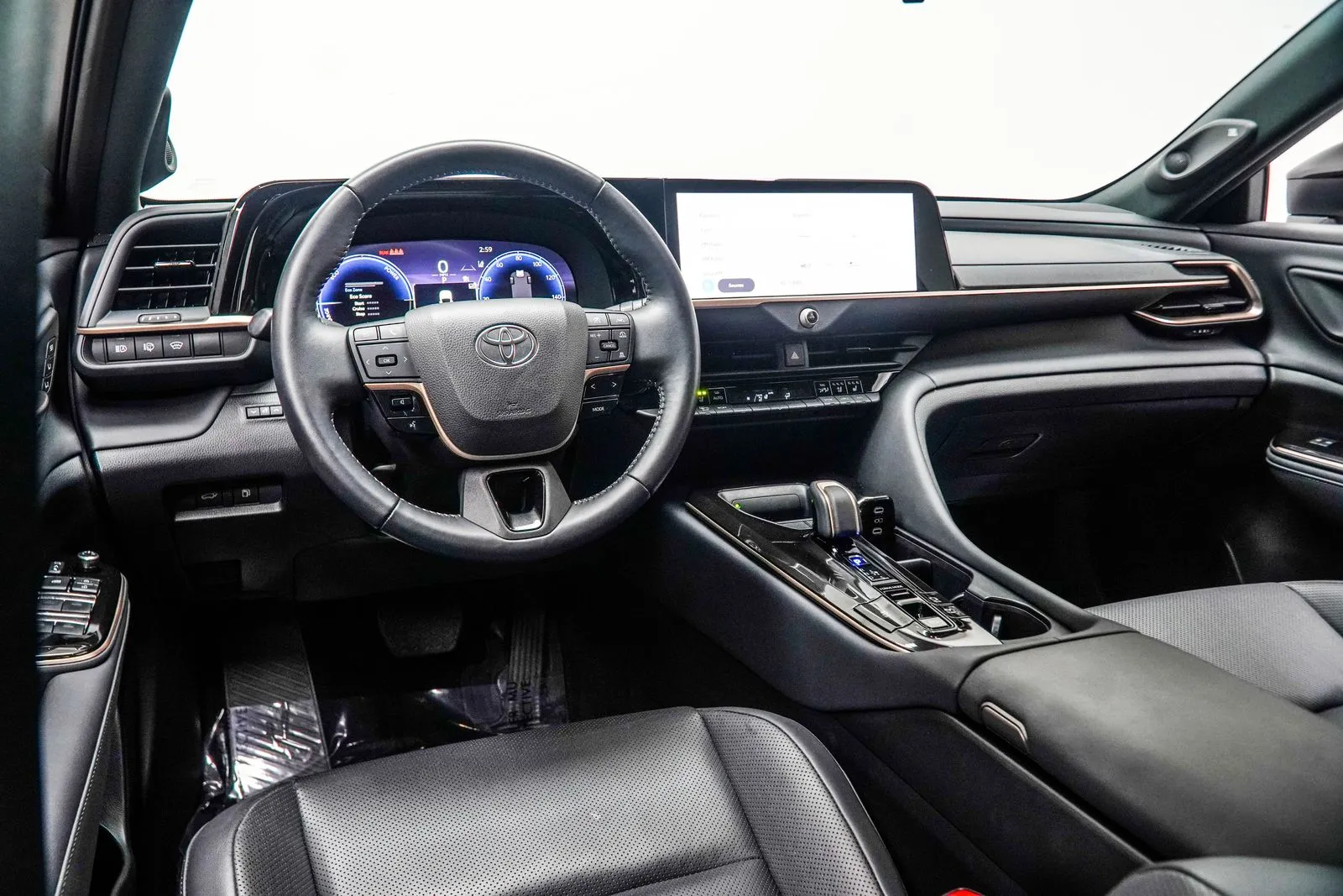 2025 Toyota Crown Signia Limited, photo 15