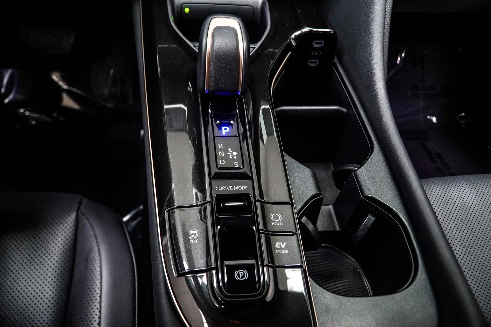 2025 Toyota Crown Signia Limited, photo 20