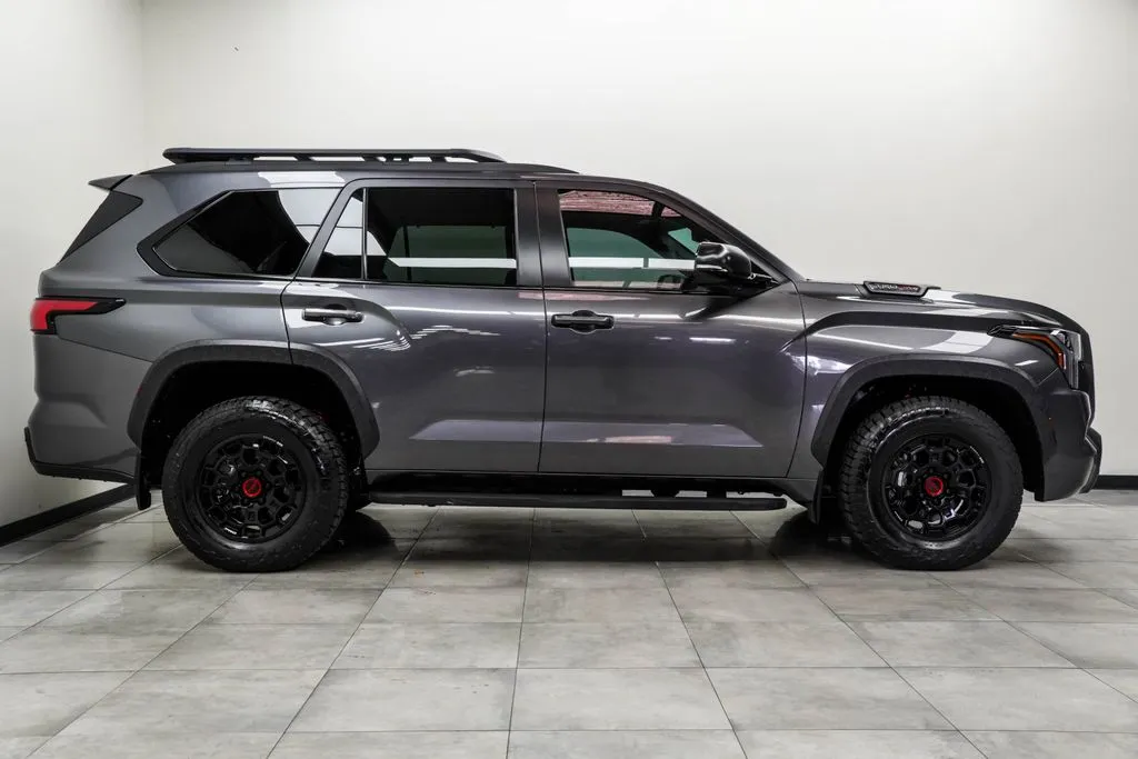 2024 Toyota Sequoia TRD Pro, photo 5