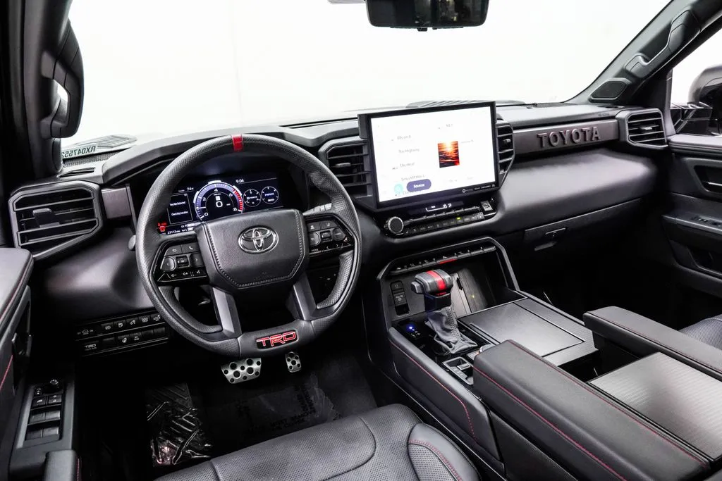 2024 Toyota Sequoia TRD Pro, photo 3