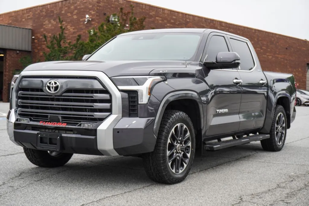 2024 Toyota Tundra Limited, photo 2