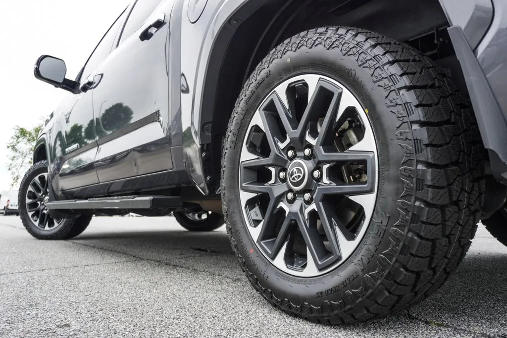 2024 Toyota Tundra Limited, photo 30