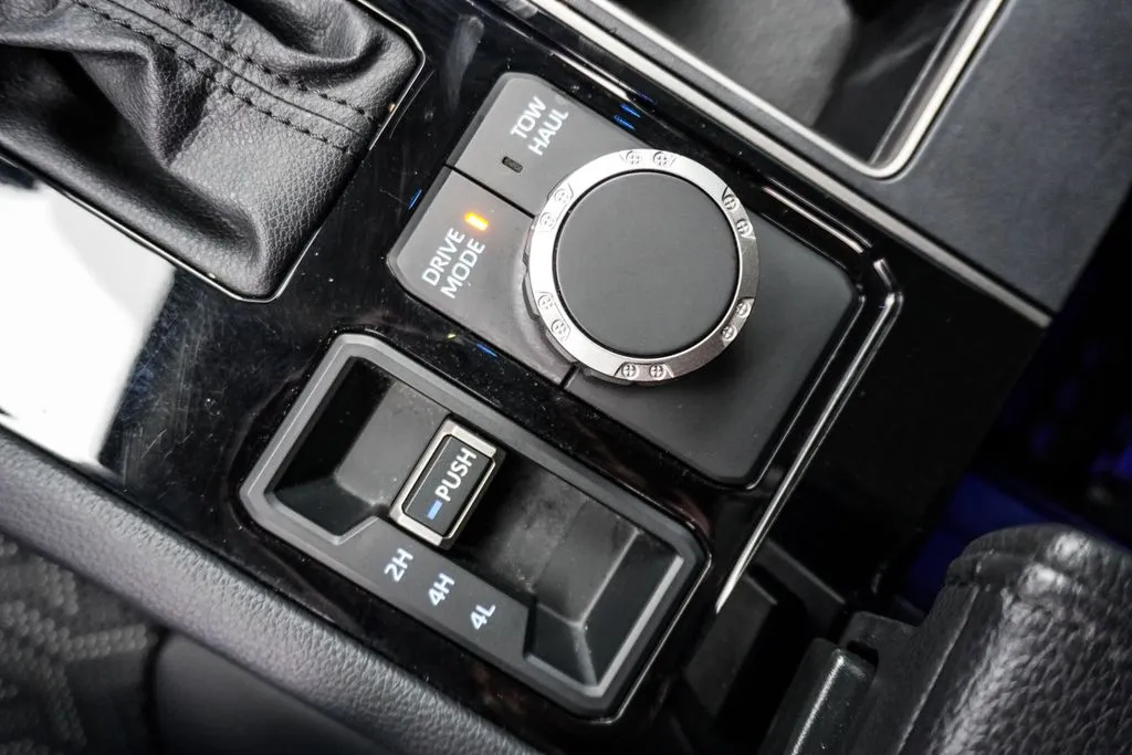 2024 Toyota Tundra Limited, photo 21