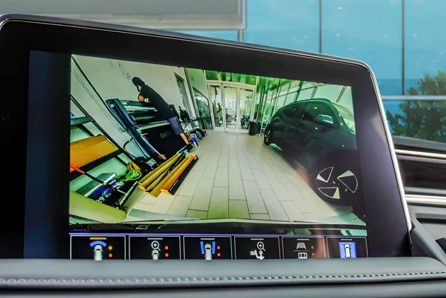 2023 Chevrolet Suburban Z71, photo 34