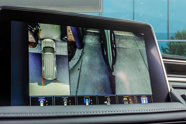 2023 Chevrolet Suburban Z71, photo 33