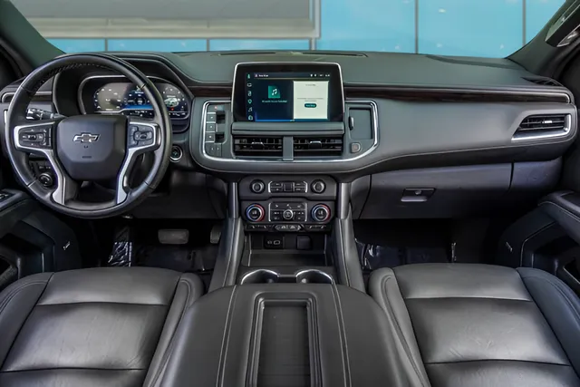 2023 Chevrolet Suburban Z71, photo 10