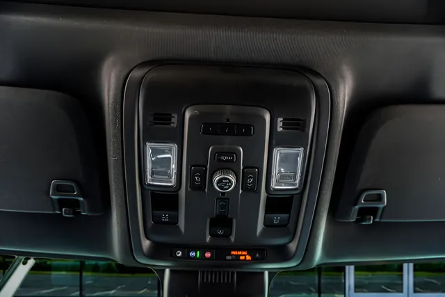 2023 Chevrolet Suburban Z71, photo 20