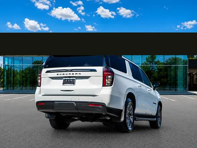 2023 Chevrolet Suburban Z71, photo 6