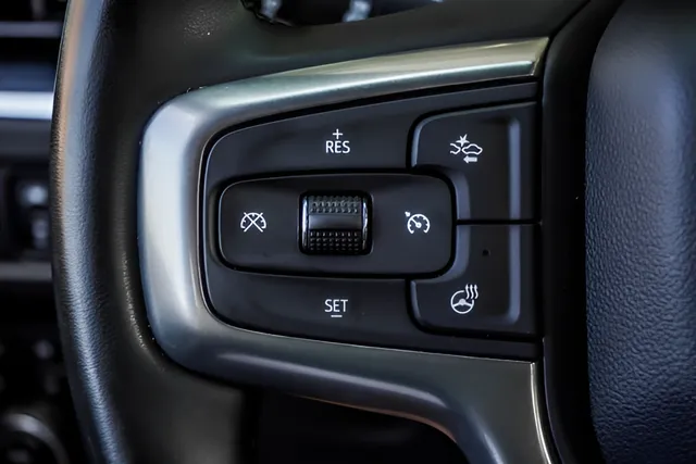2023 Chevrolet Suburban Z71, photo 35