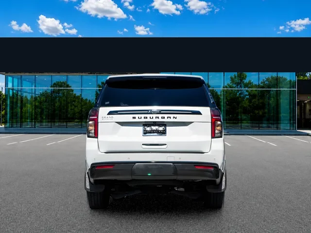 2023 Chevrolet Suburban Z71, photo 5