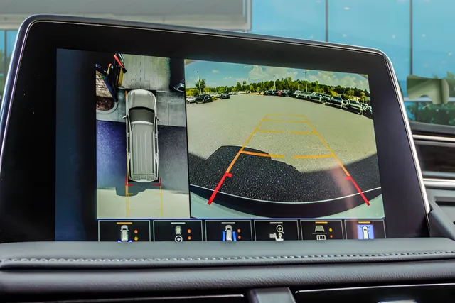 2023 Chevrolet Suburban Z71, photo 26