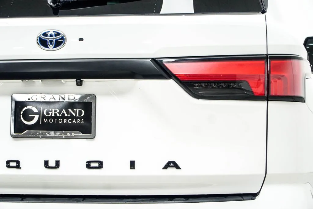 2023 Toyota Sequoia TRD Pro, photo 13