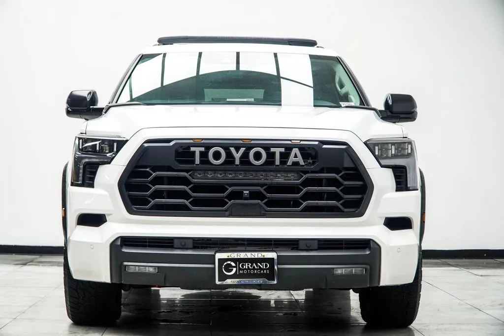 2023 Toyota Sequoia TRD Pro, photo 7