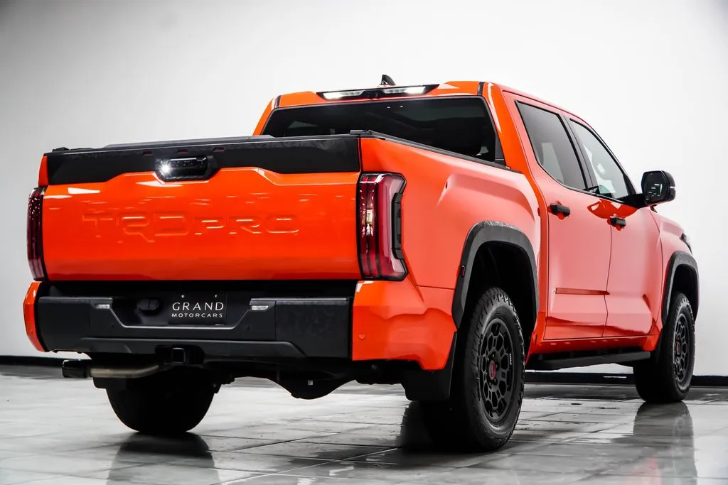2023 Toyota Tundra Hybrid TRD Pro, photo 12