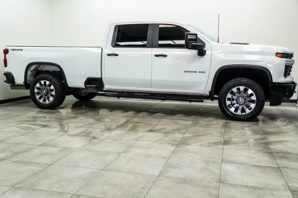 2024 Chevrolet Silverado 2500 HD Custom, photo 6