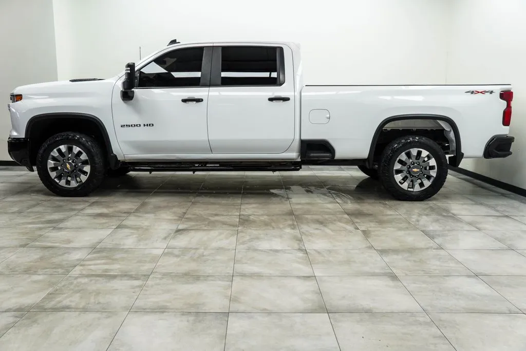 2024 Chevrolet Silverado 2500 HD Custom, photo 9