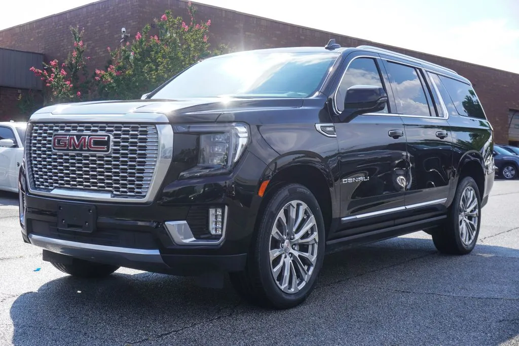 2024 GMC Yukon XL Denali, photo 2