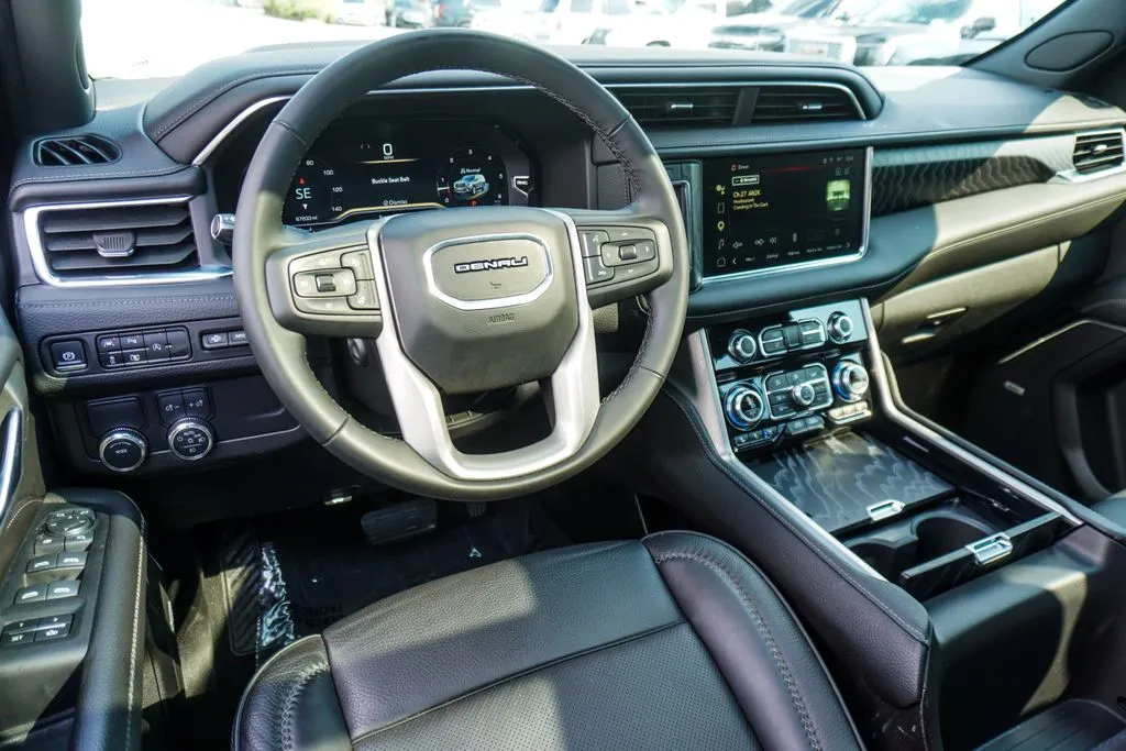 2024 GMC Yukon XL Denali, photo 10