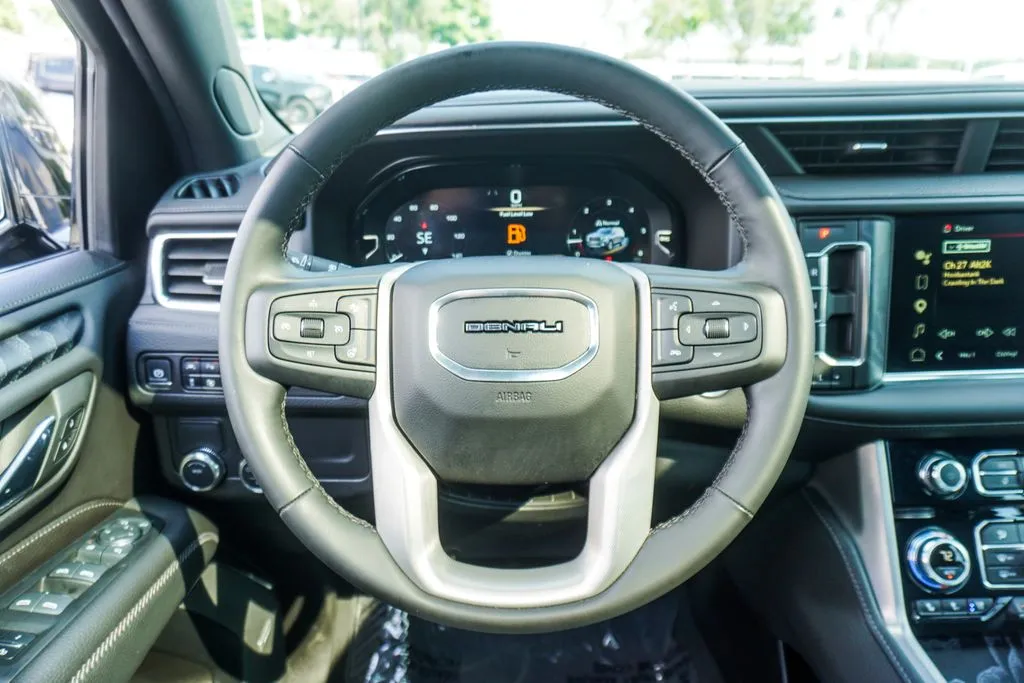 2024 GMC Yukon XL Denali, photo 11