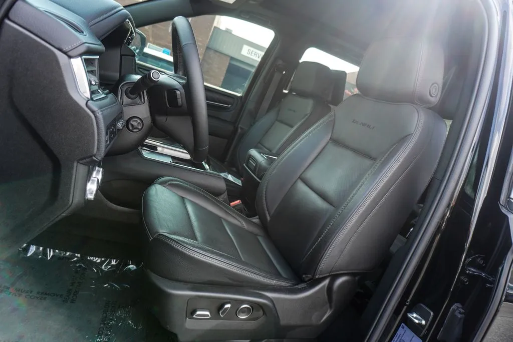 2024 GMC Yukon XL Denali, photo 4