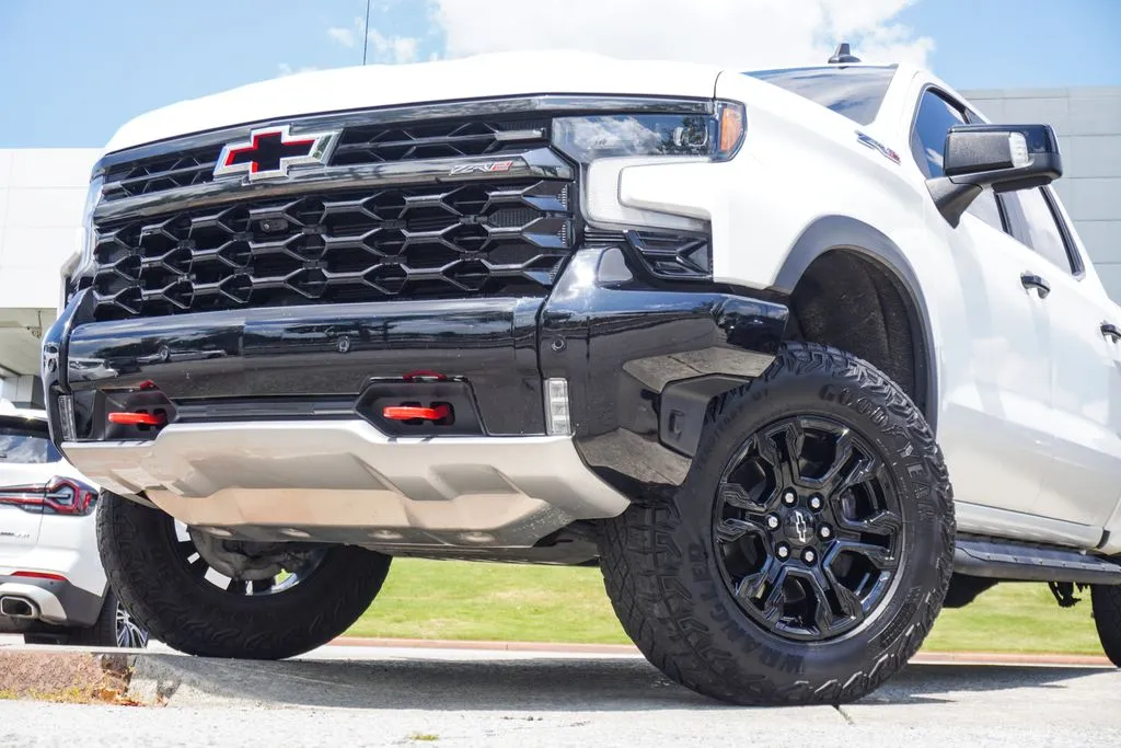 2025 Chevrolet Silverado 1500 ZR2, photo 1