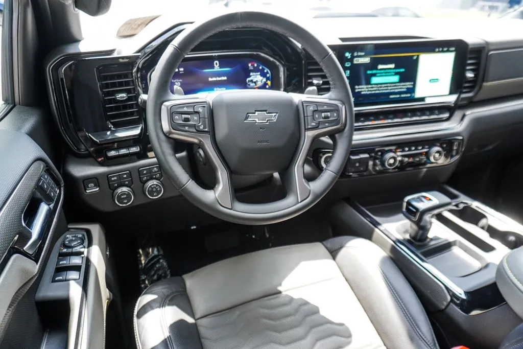 2025 Chevrolet Silverado 1500 ZR2, photo 11