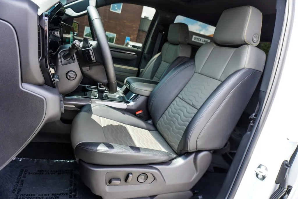 2025 Chevrolet Silverado 1500 ZR2, photo 4