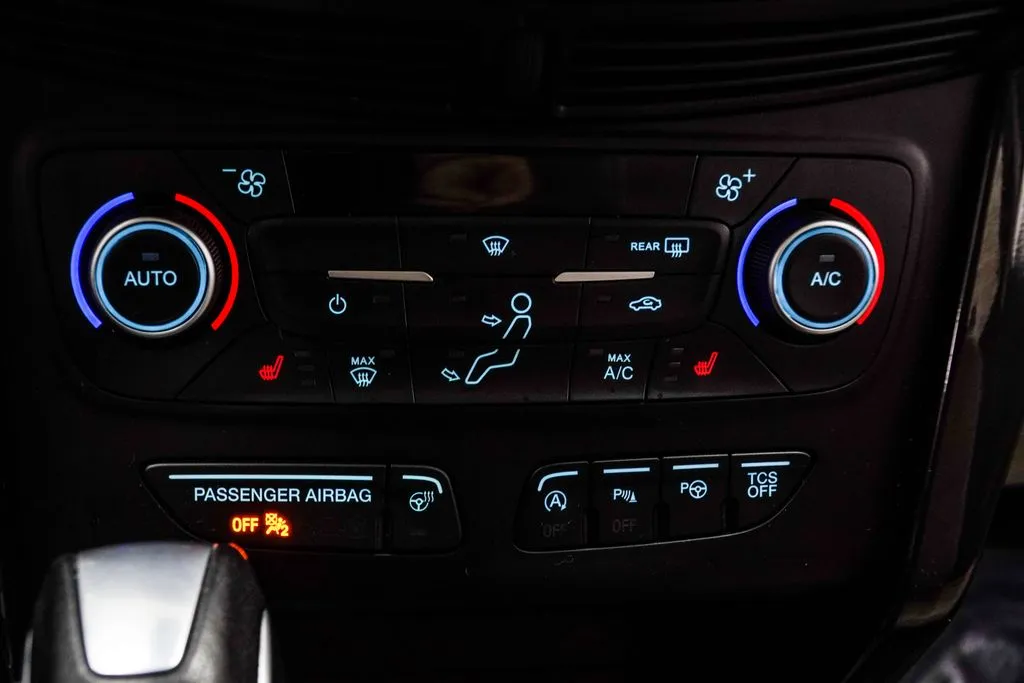2019 Ford Escape Titanium, photo 15