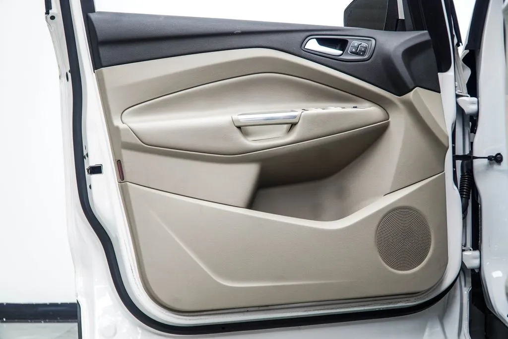 2019 Ford Escape Titanium, photo 28