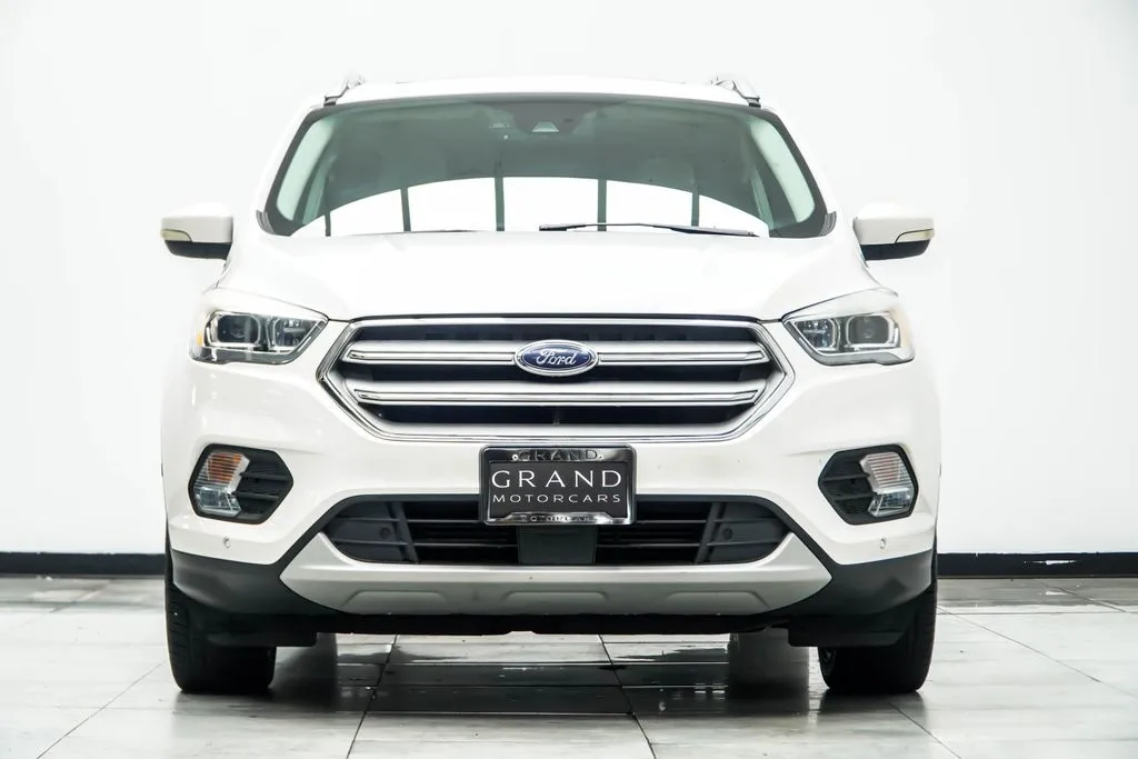 2019 Ford Escape Titanium, photo 4