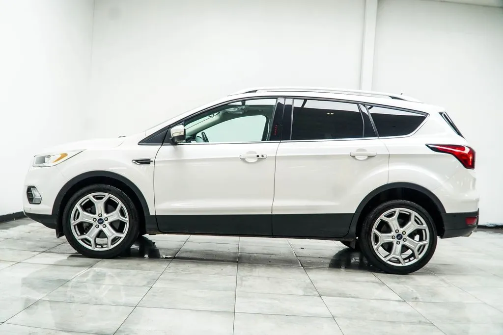 2019 Ford Escape Titanium, photo 6