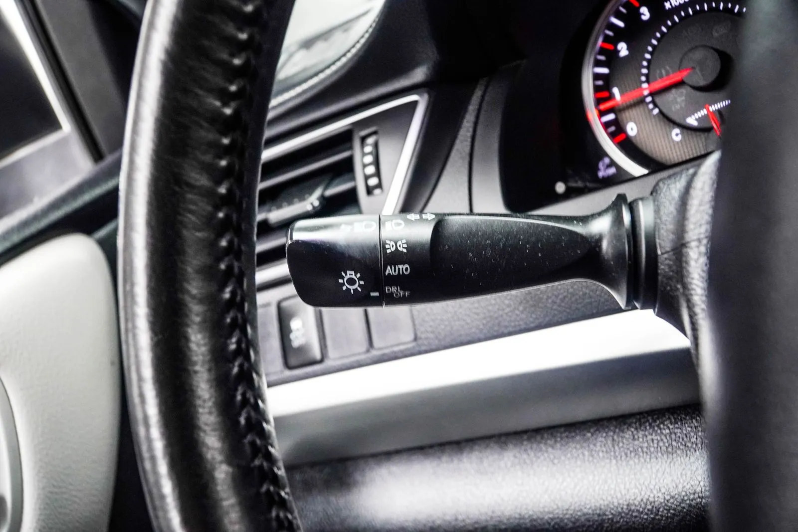 2015 Toyota Camry SE, photo 26