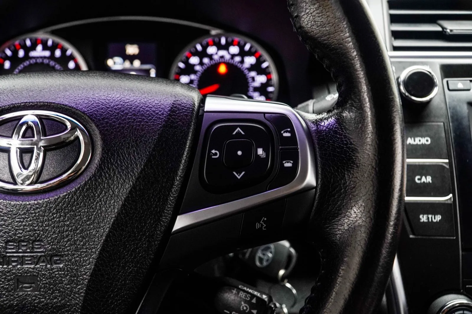 2015 Toyota Camry SE, photo 24
