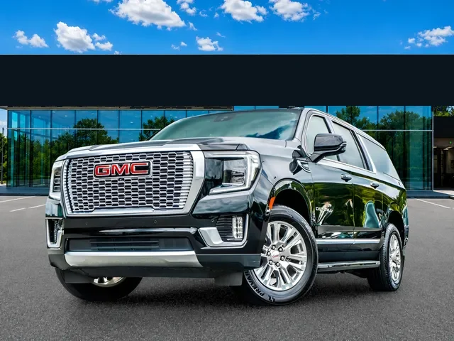 2024 GMC Yukon XL Denali, photo 1