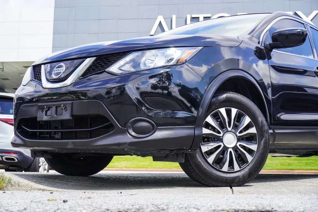 2019 Nissan Rogue Sport S, photo 1