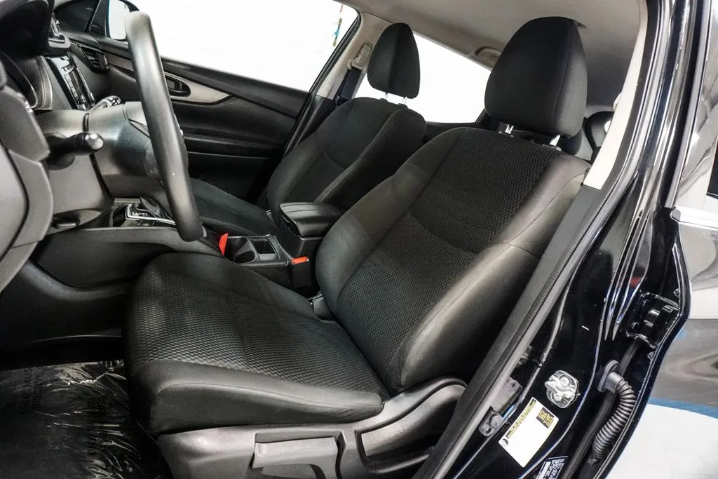 2019 Nissan Rogue Sport S, photo 4