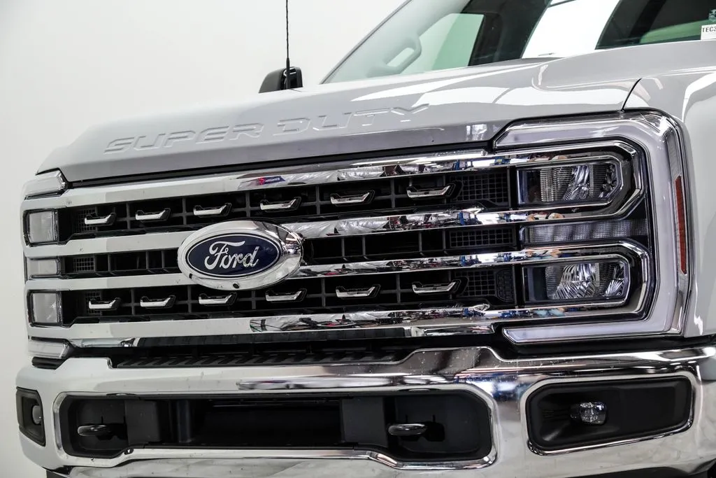 2026 Ford F-250SD Lariat, photo 2