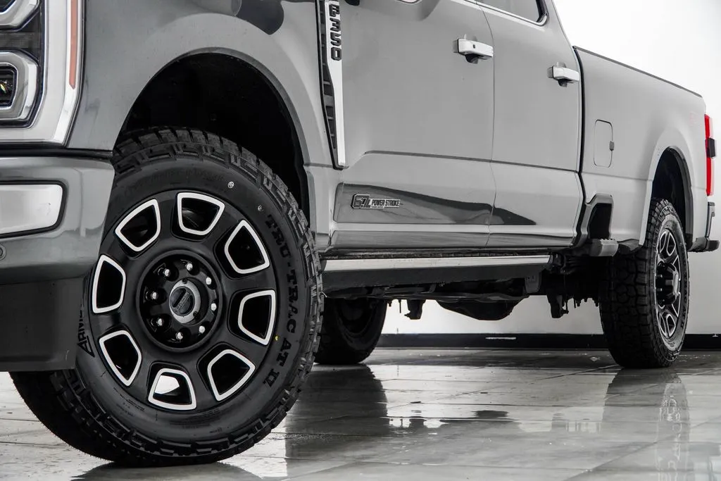 2024 Ford F-350SD Platinum, photo 2