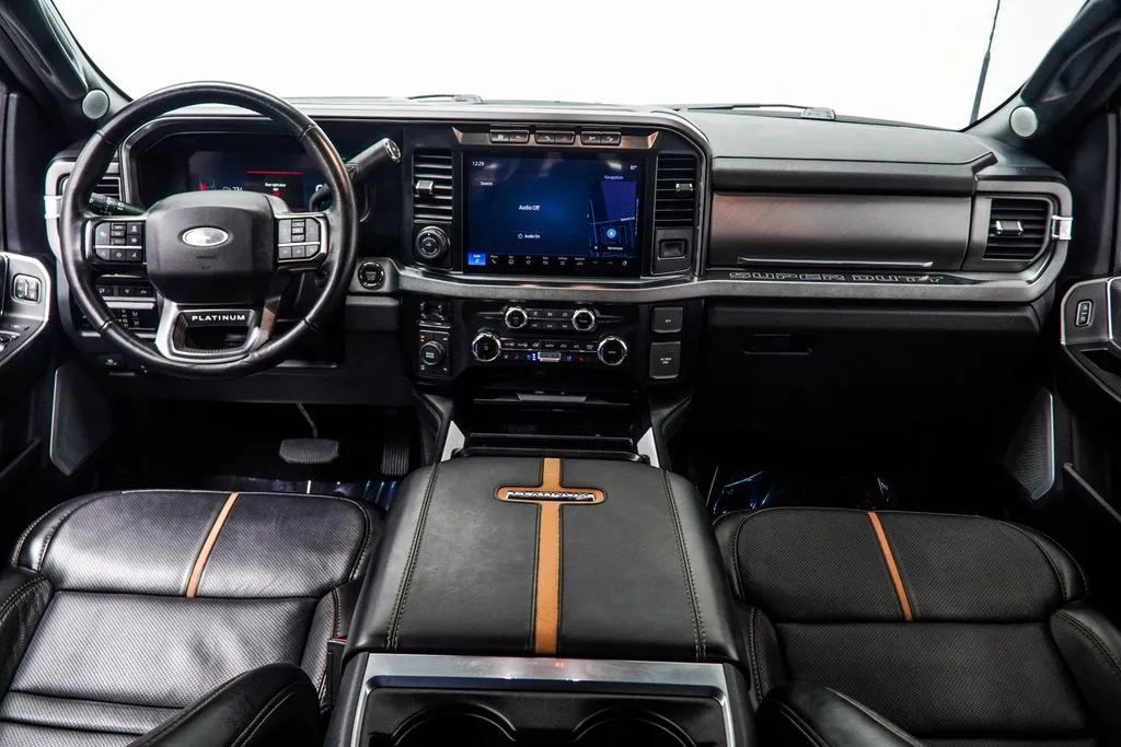 2024 Ford F-350SD Platinum, photo 3