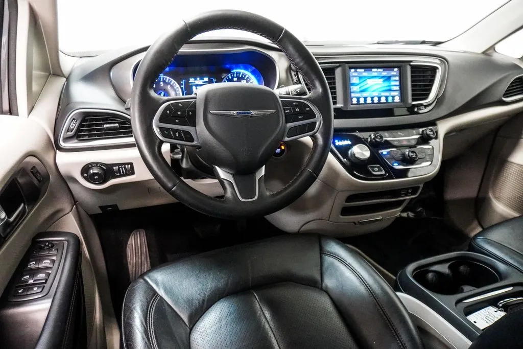 2020 Chrysler Pacifica Touring L, photo 10