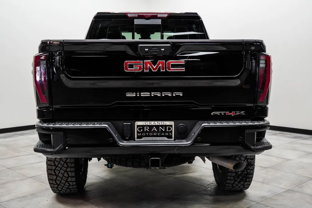 2026 GMC Sierra 2500 HD AT4X, photo 8