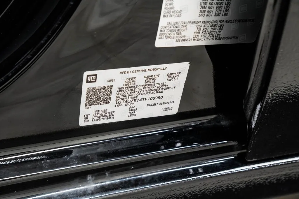 2026 GMC Sierra 2500 HD AT4X, photo 43